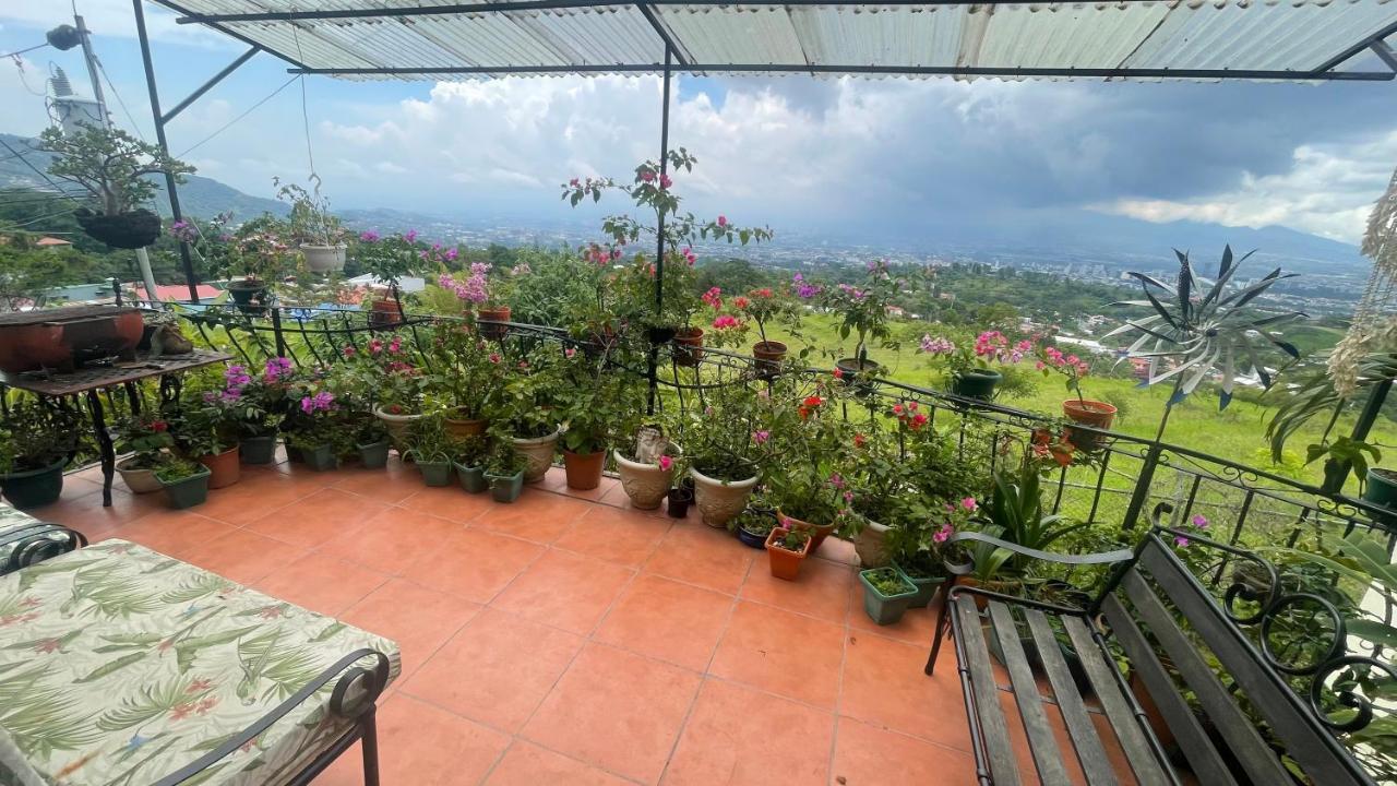 Vista Bella Rooms Escazú Exterior foto